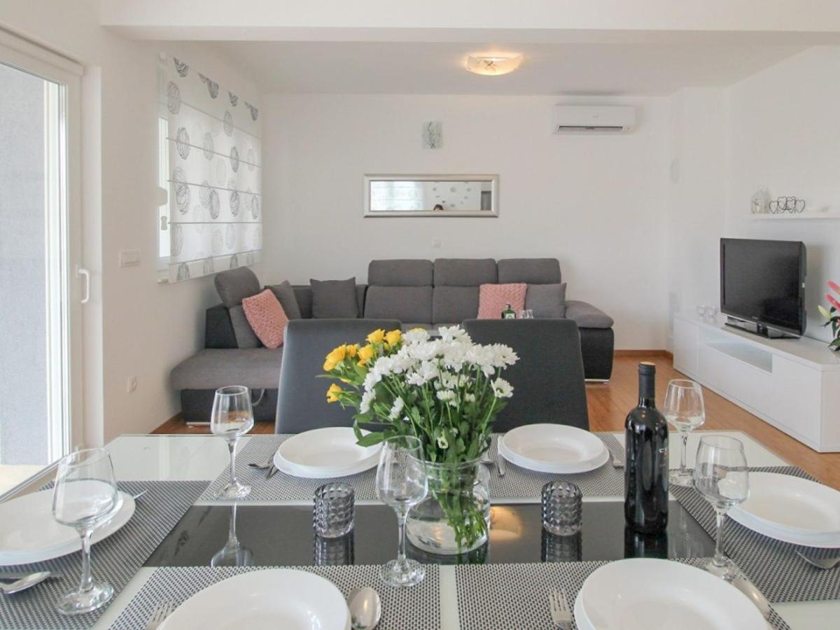 Luxury Xxl Apartment Makarska Exteriör bild